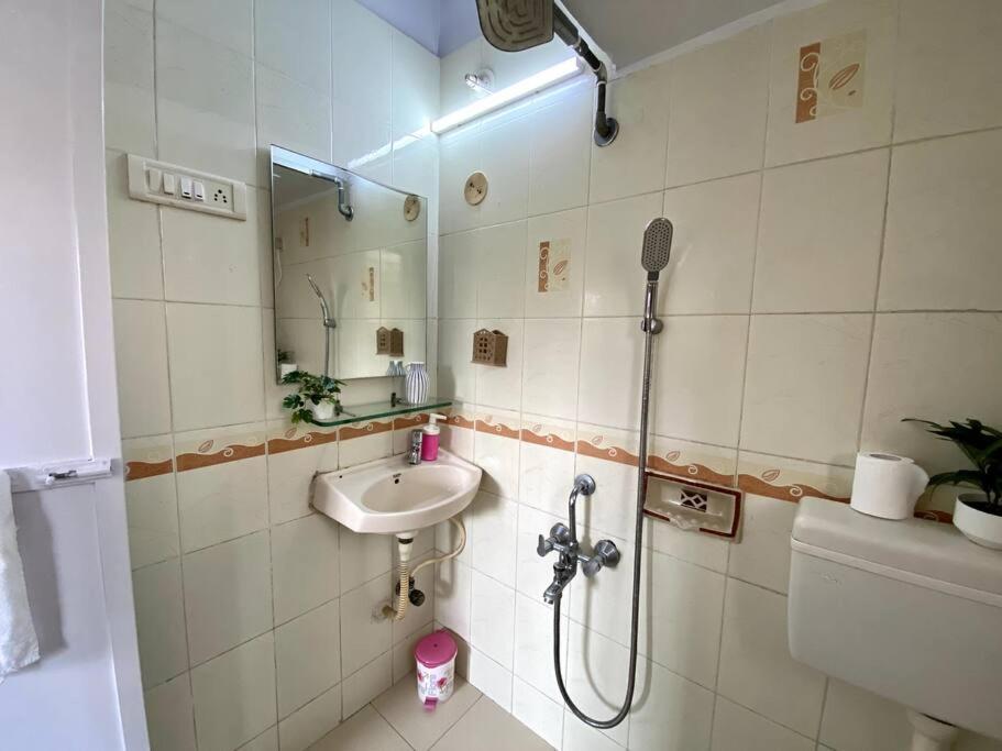 Saba 301, Subko Coffee, Chapel Road, Bandra West By Connekt Homes * Mumbai