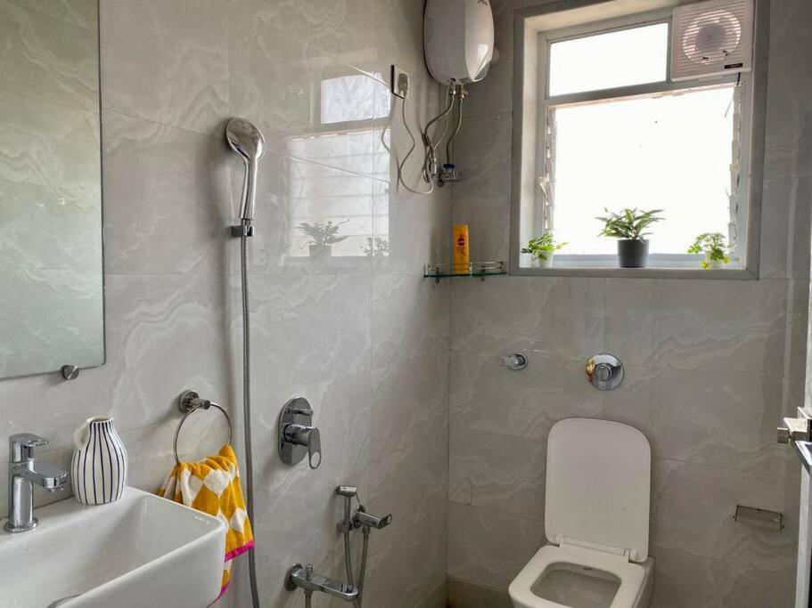 Apartment Angel Views 601, Chapel Road, Bandra West By Connekt Homes Mumbai