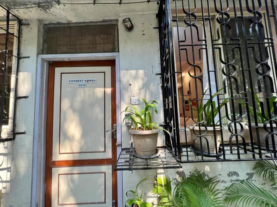 Arora Bhavan 1a, Khar West By Connekt Homes Apartment