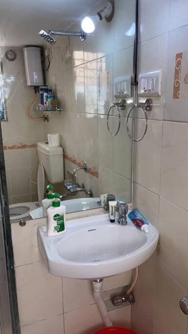 Apartamento Saba 502, Subko Coffee, Chapel Road, Bandra West By Connekt Homes Mumbai