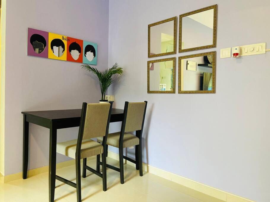 Apartment Pali Carters Building 101, 20th Road, Khar West By Connekt Homes Mumbai
