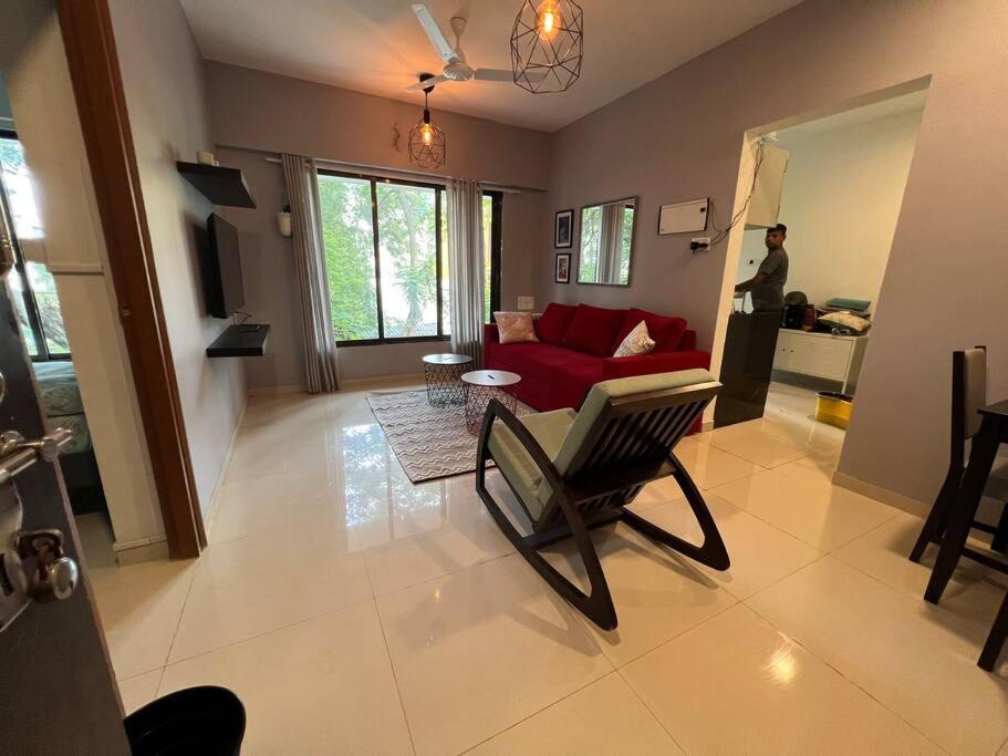 Pali Carters Building 102, 20th Road, Khar West By Connekt Homes * Mumbai