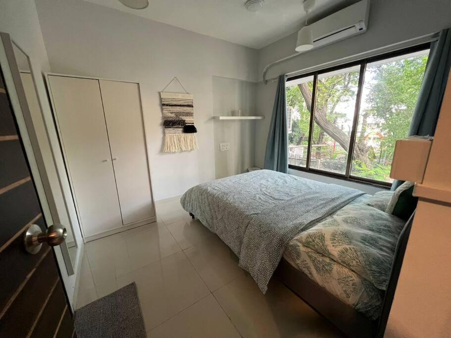 Apartment Pali Carters Building 102, 20th Road, Khar West By Connekt Homes *