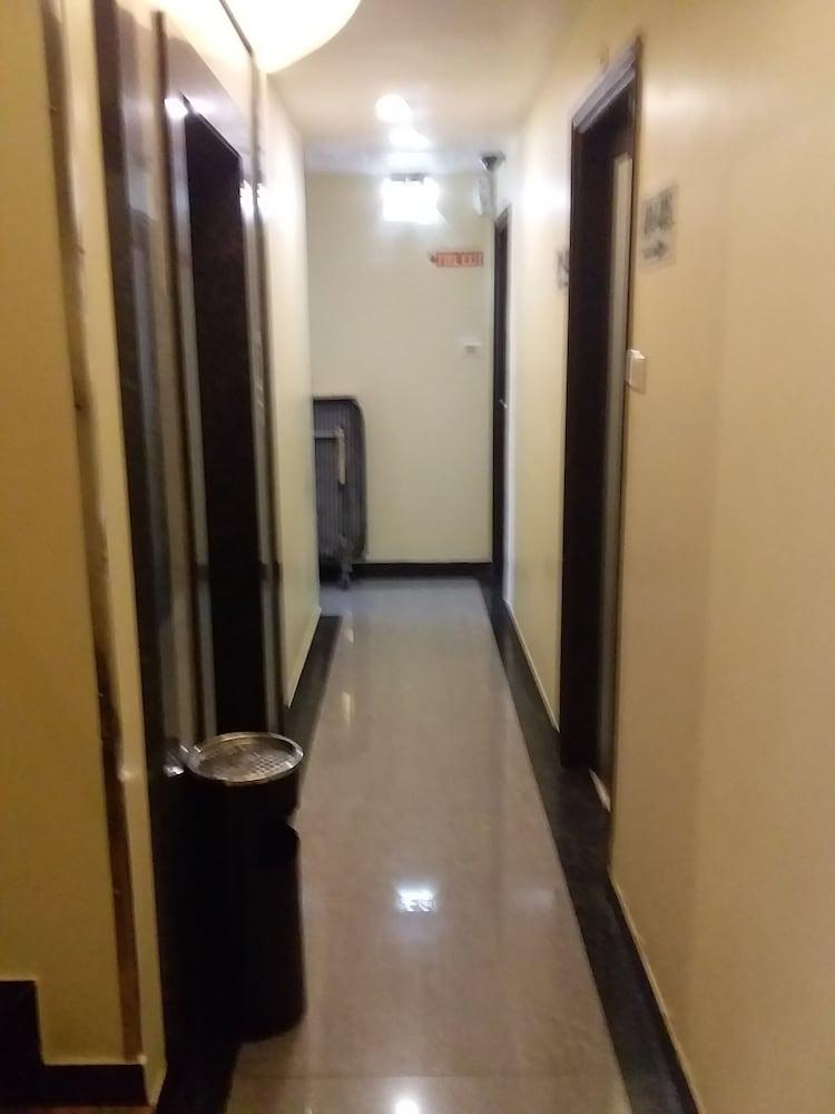 Fabhotel Shubhangan - Nr Bandra Hotel Mumbai