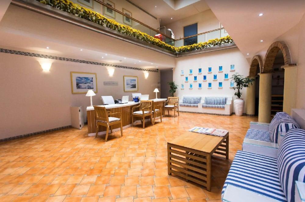 The Gordon House Hotel, Colaba 4*