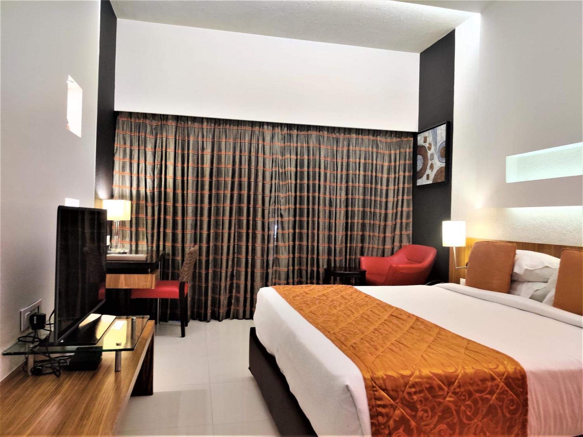 Satkar Residency 4* Thane