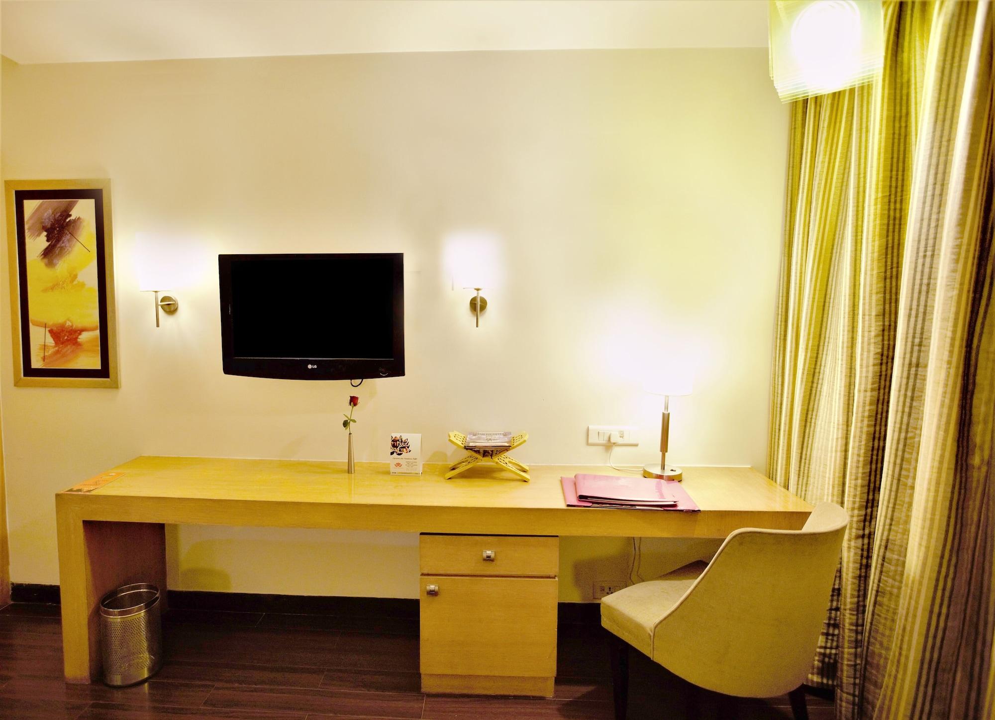 Hotel The Beatle 4*