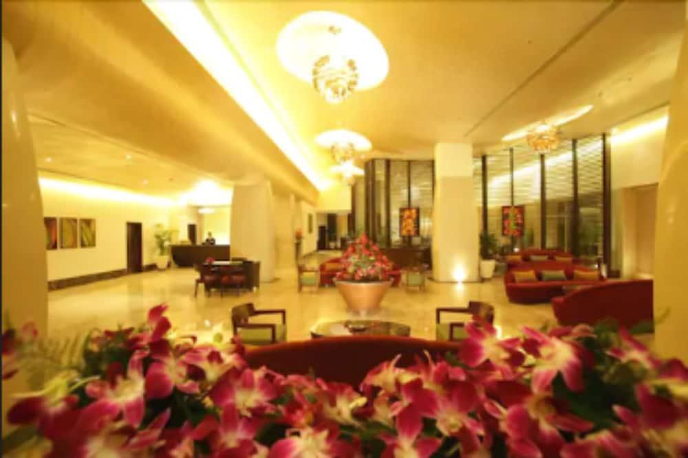 The Retreat & Convention Centre Hotel 5*