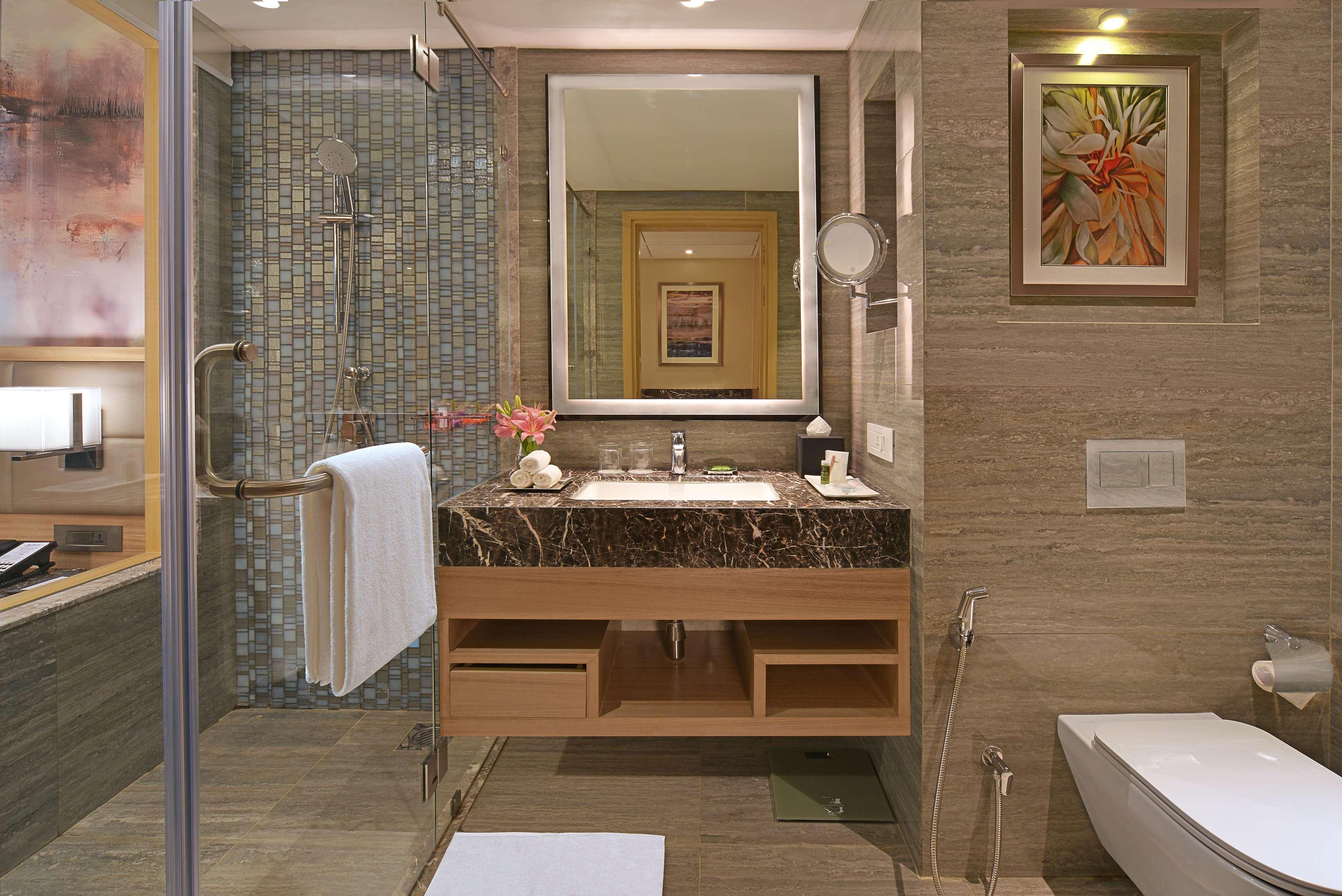 Hotel Radisson Andheri Midc 5*