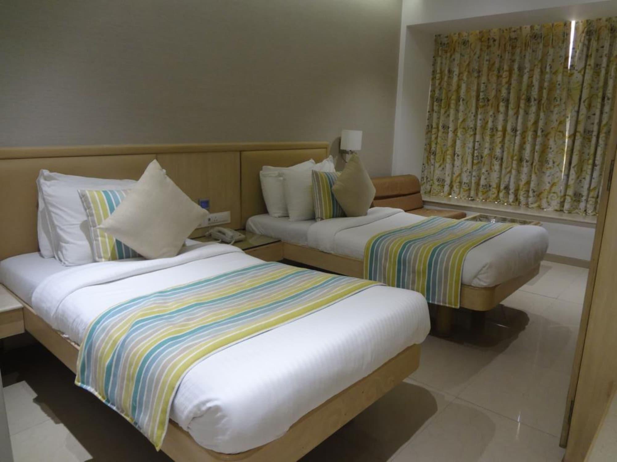 Suncity Apollo - Gateway Of India Hotel