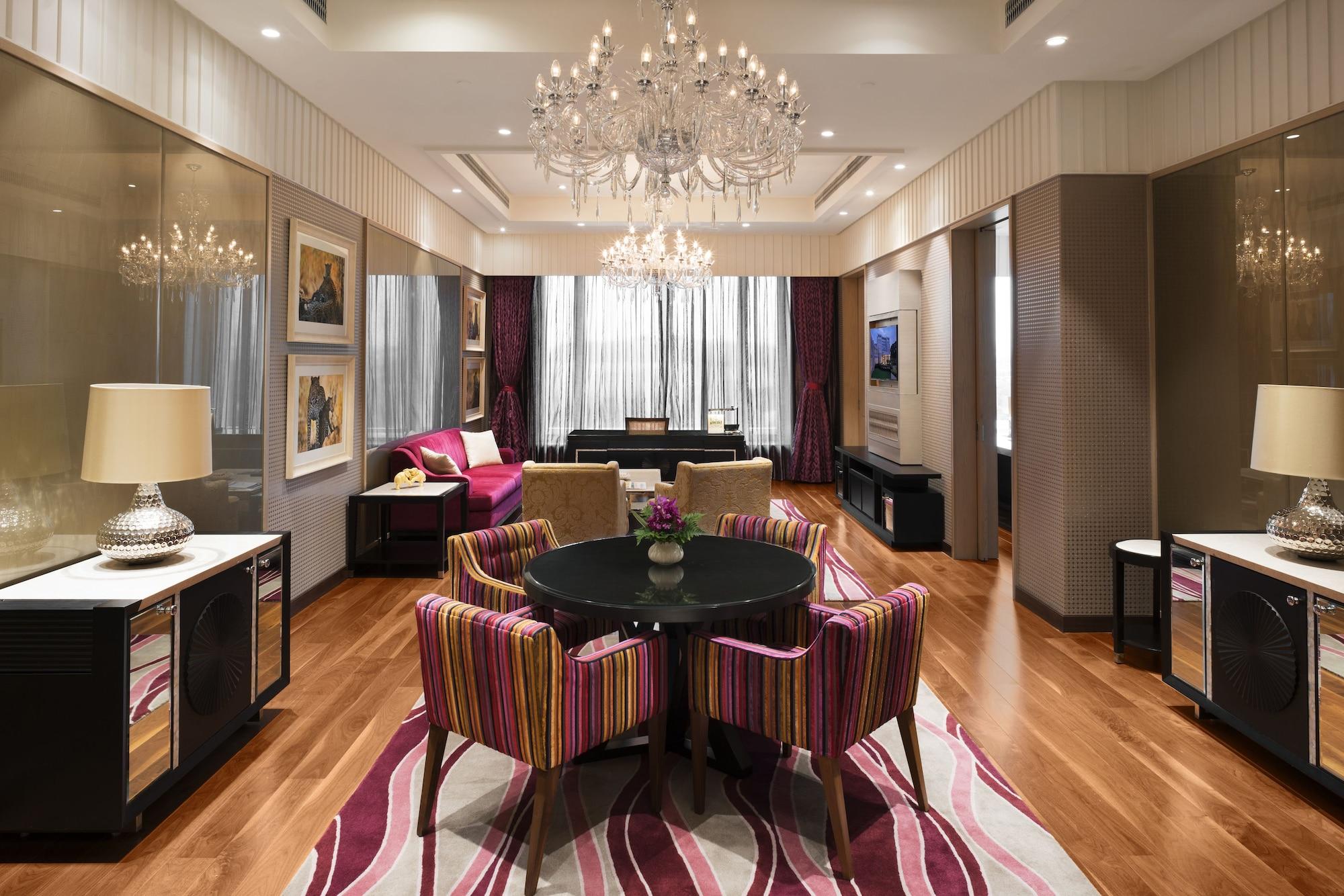 Hotel Taj Santacruz 5*