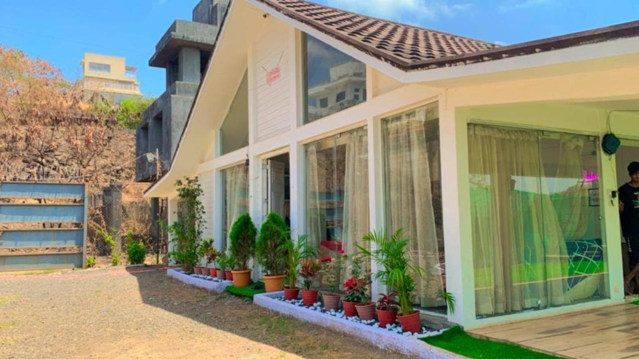 White House Goregaon