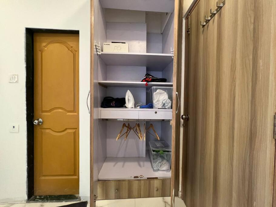 Jastcon, 19th Rd, Khar, Ambedkar Colony By Connekt Homes Apartment *