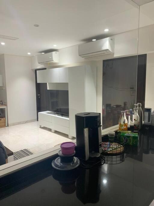 Apartamento Kakad Classic 360, 16th Rd, Pali Village, Khar West By Connekt Homes *