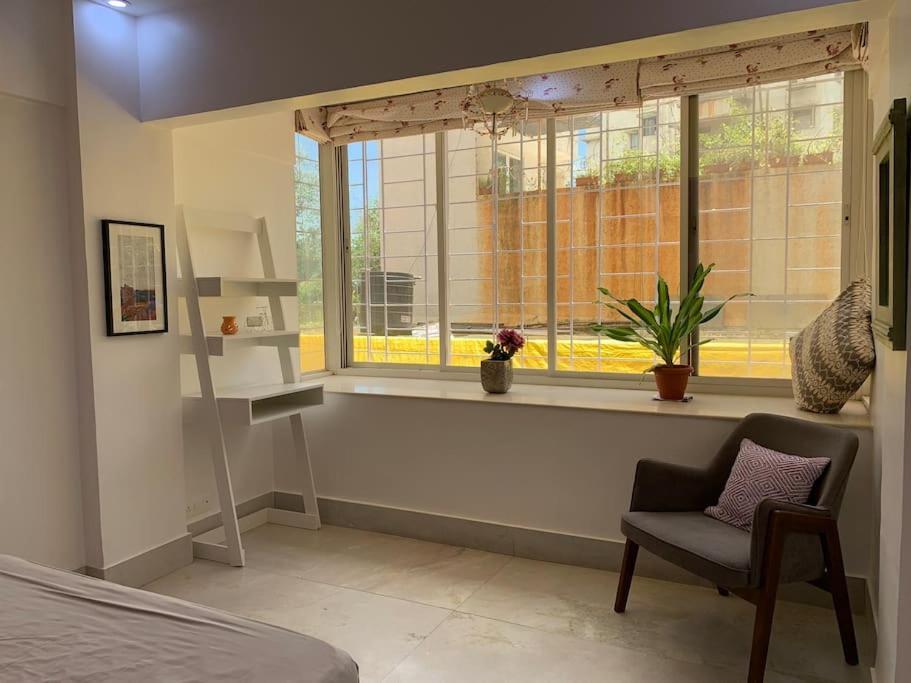 Apartment Mon Desire 1, Perry Cross Rd, Bandra West By Connekt Homes Mumbai