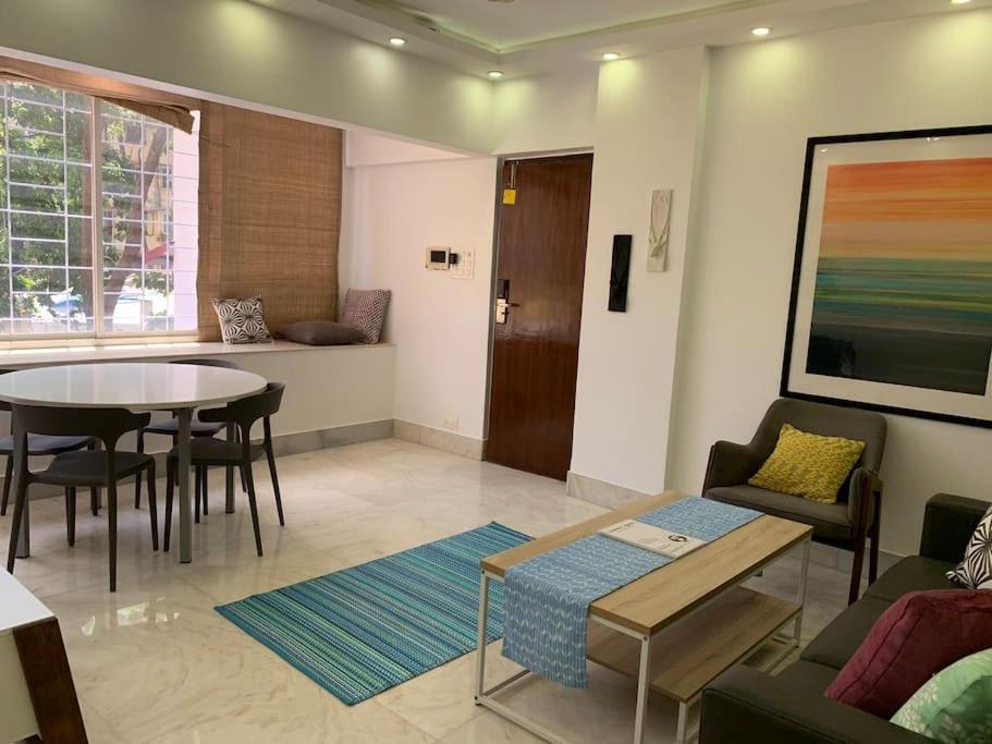 Mon Desire 1, Perry Cross Rd, Bandra West By Connekt Homes *