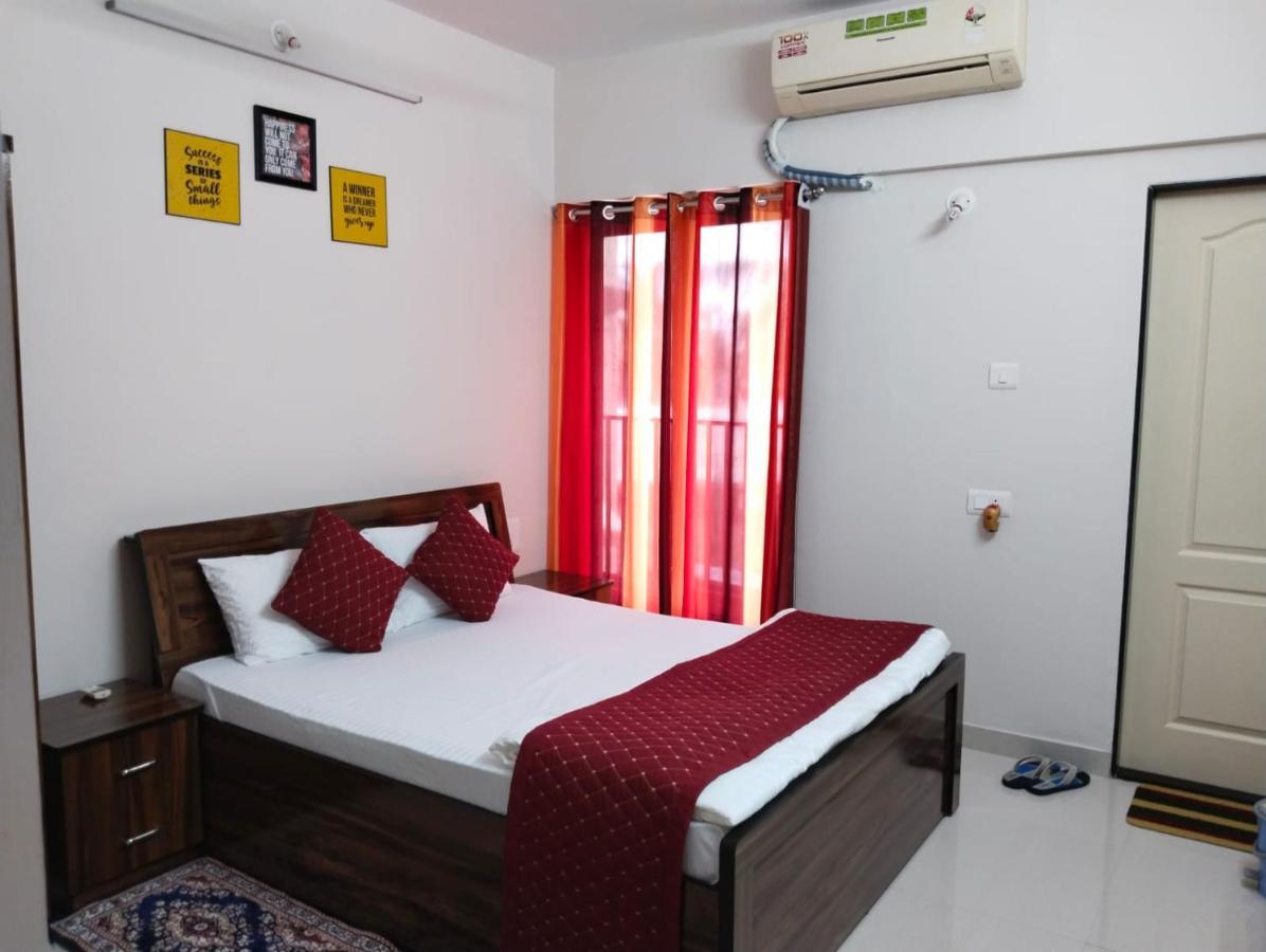 Mayalu Hospitality Services * Mumbai