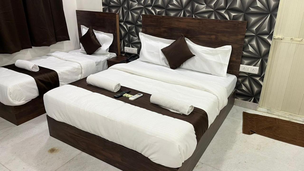 Plaza - Prabhadevi Dadar 3* Bombaim