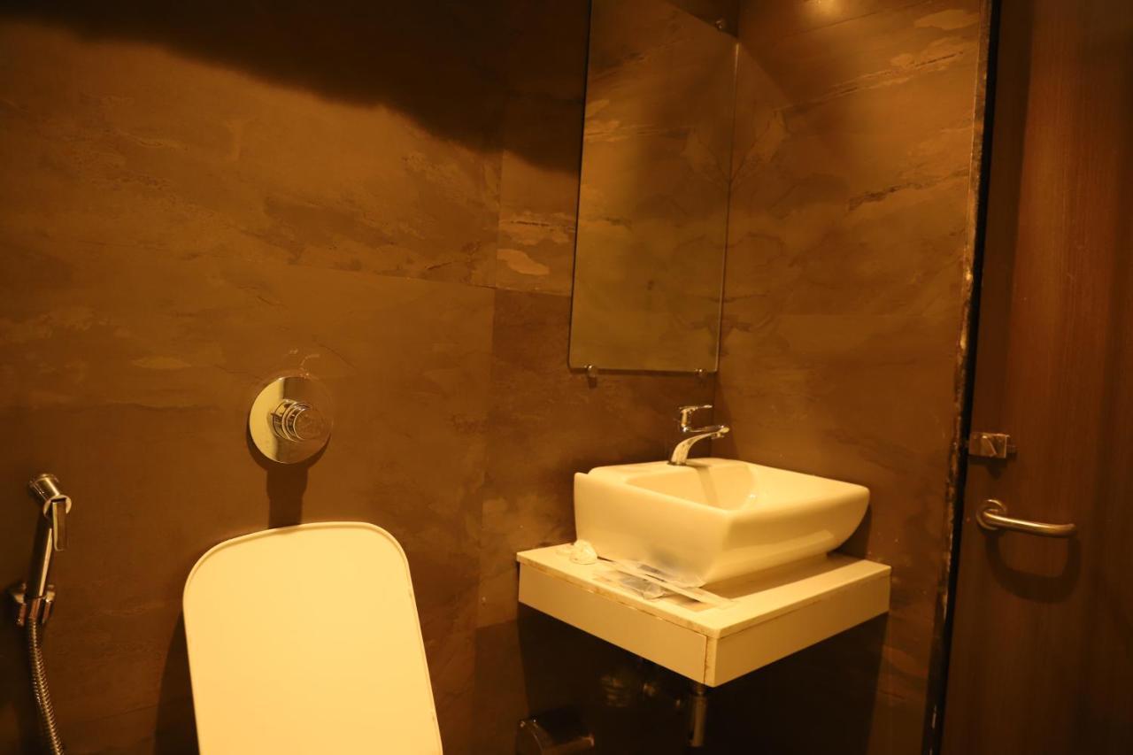 Sai Pritam Hotel 3*
