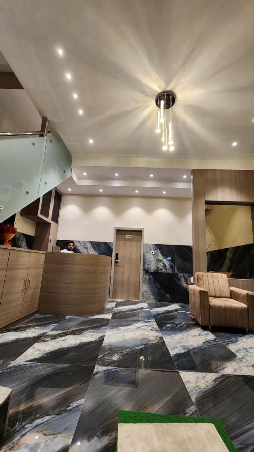 Hotel Peace International 3*