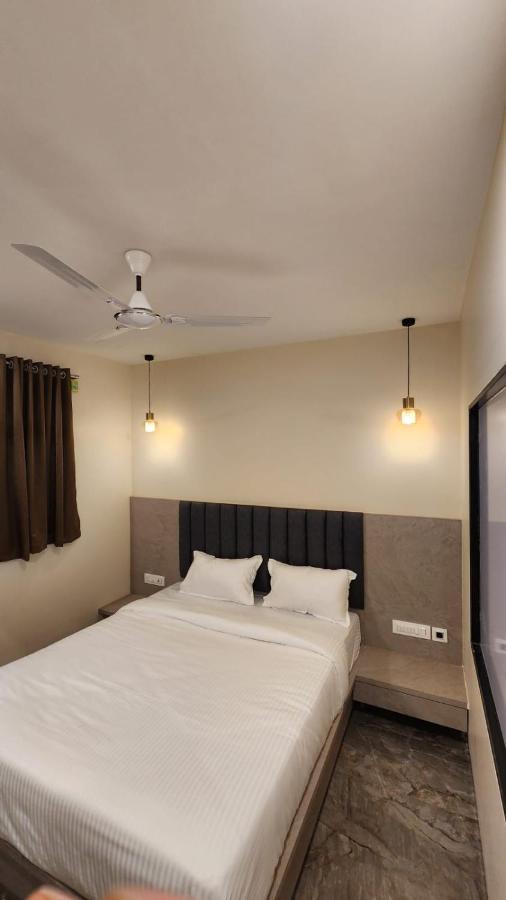 Peace International Hotel