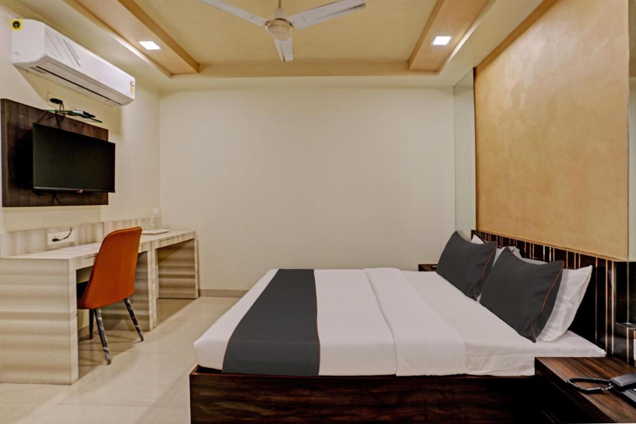 Collection O 81533 Galaxy Shelter Hotel 3*