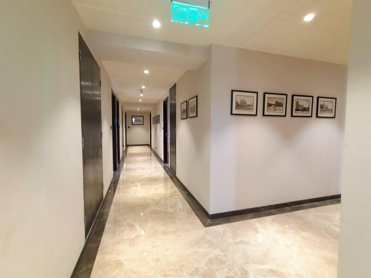 Aralia International Airport, 3*