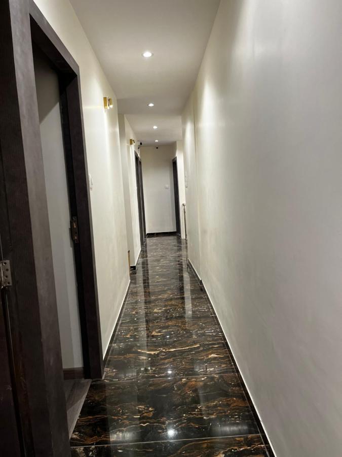Hotel Classio Andheri - Near Dn Nagar Metro Station Mumbai