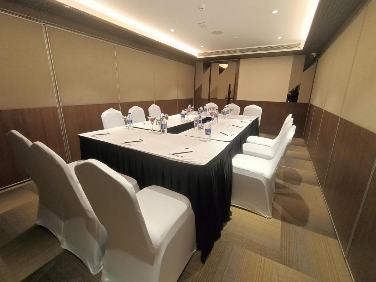 Aralia International Airport, 3* Mumbai