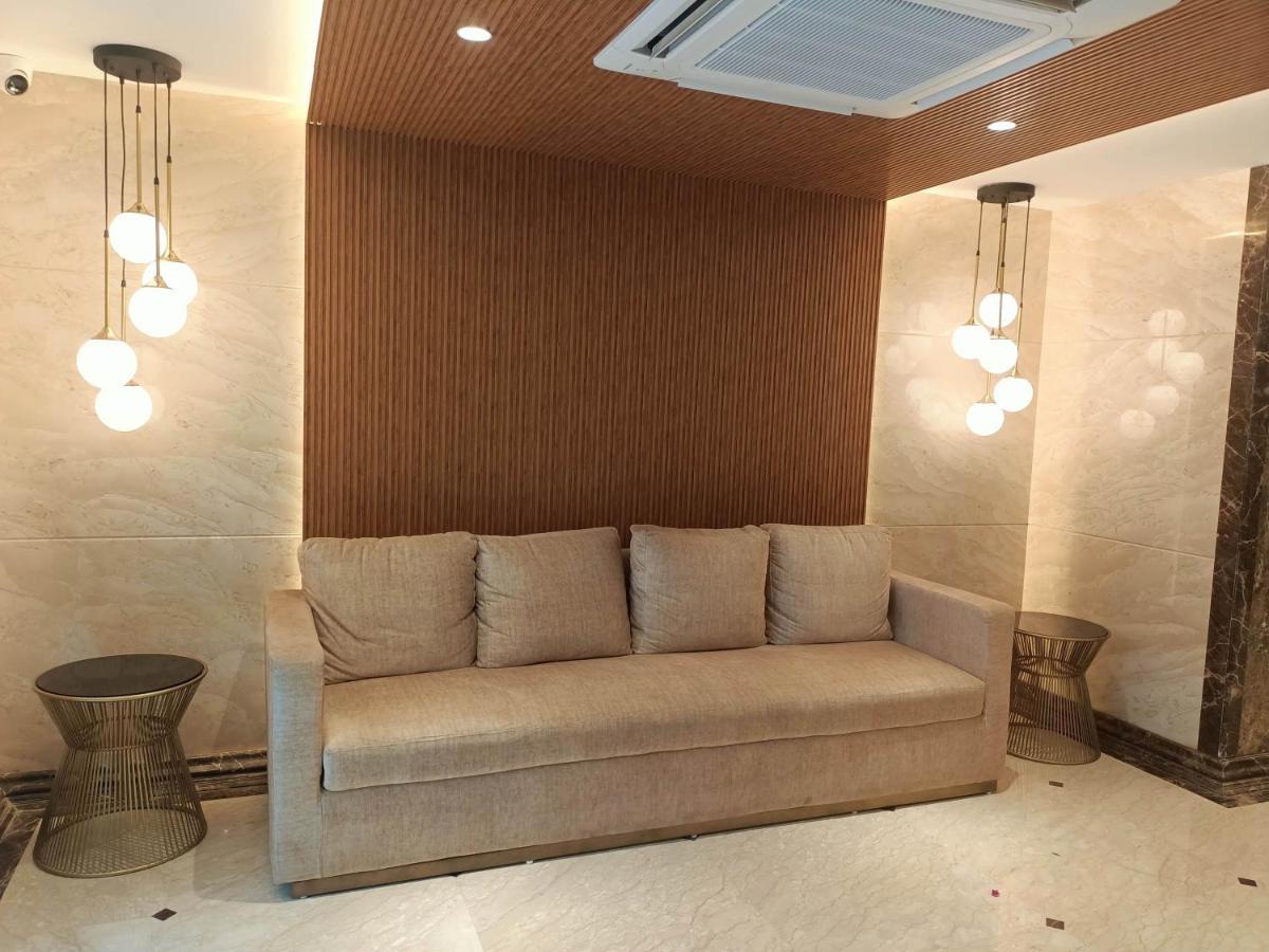 Aralia International Airport, Mumbai