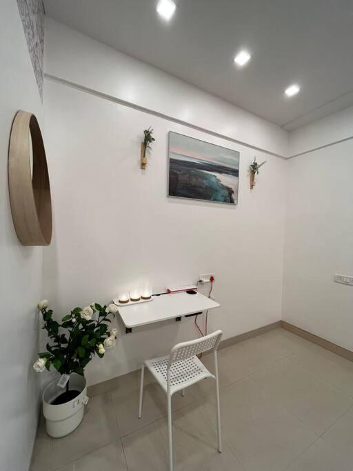 Apartment The Arabian Tranquil Jvpd - 2bhk *