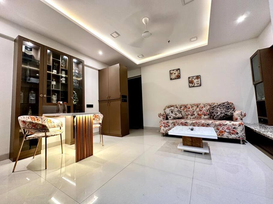 Mi Casa Su Casa: 2bhk Apartment *