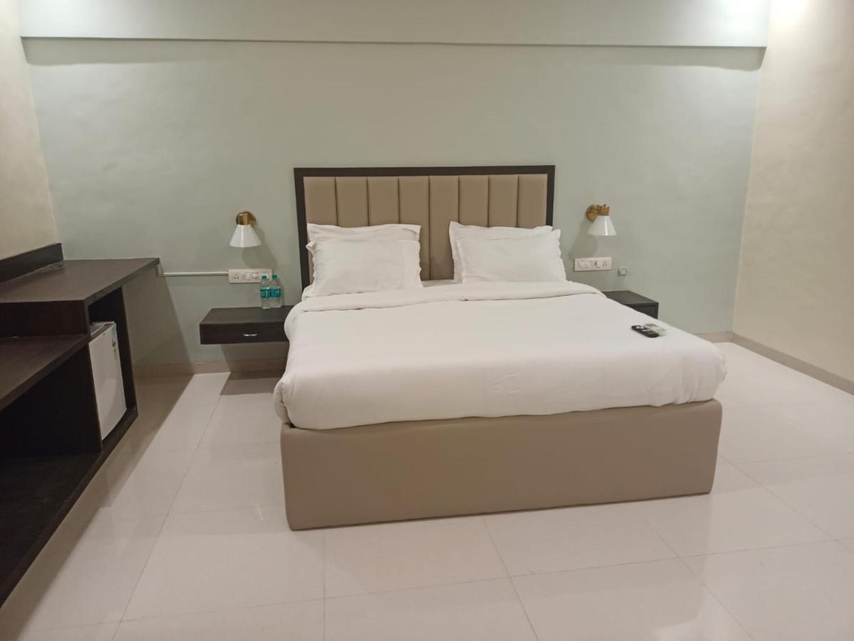 Country & Suites By Umrb - International Airport 3* Mumbai