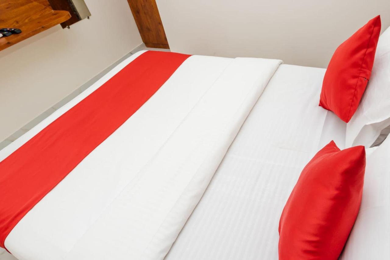 Purple Orchid Hotel 3*