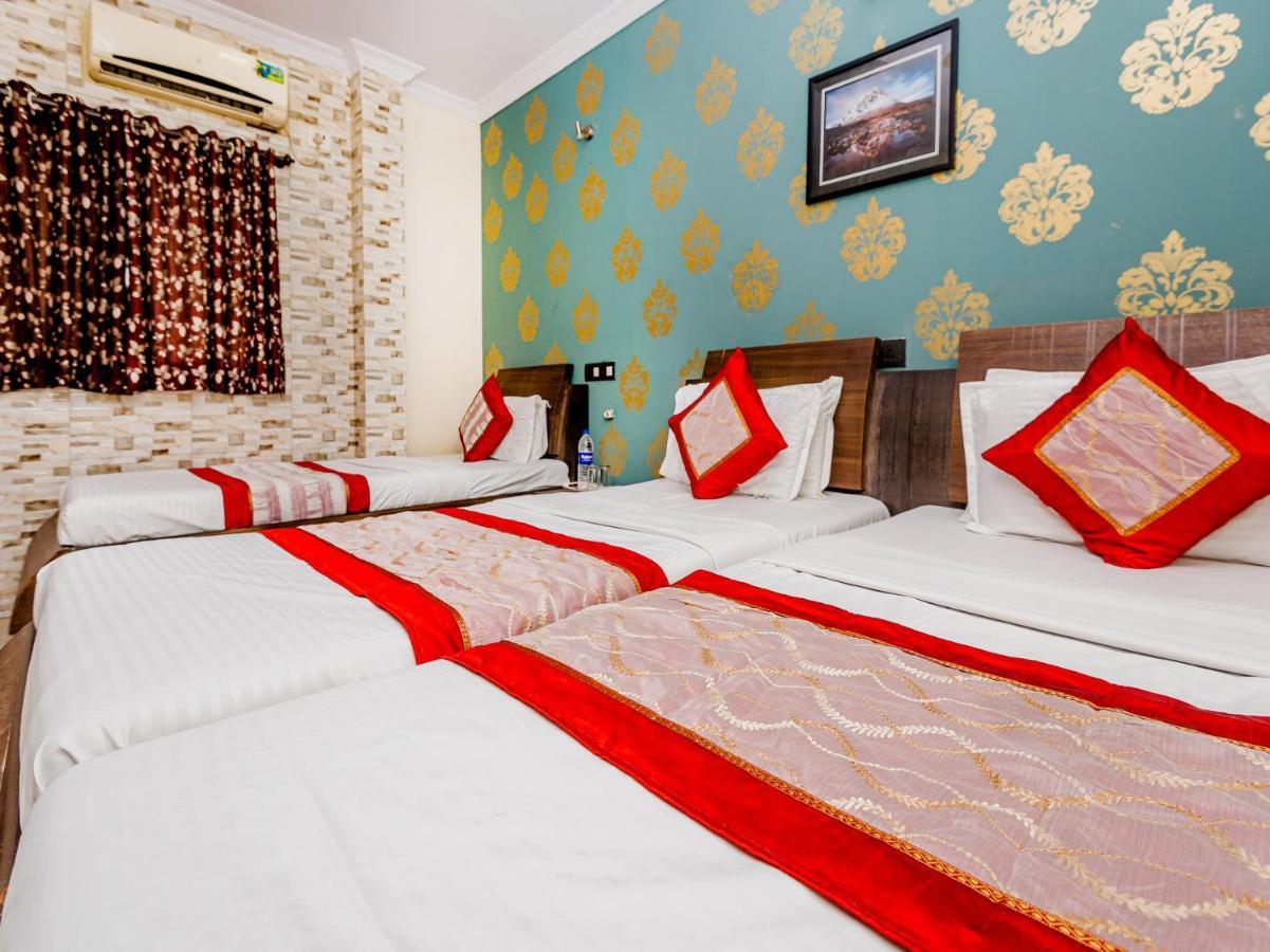 Felix Residency - Near Airport Road Hotel
