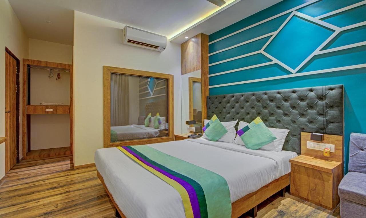 Treebo Andheri East Hotel 3*