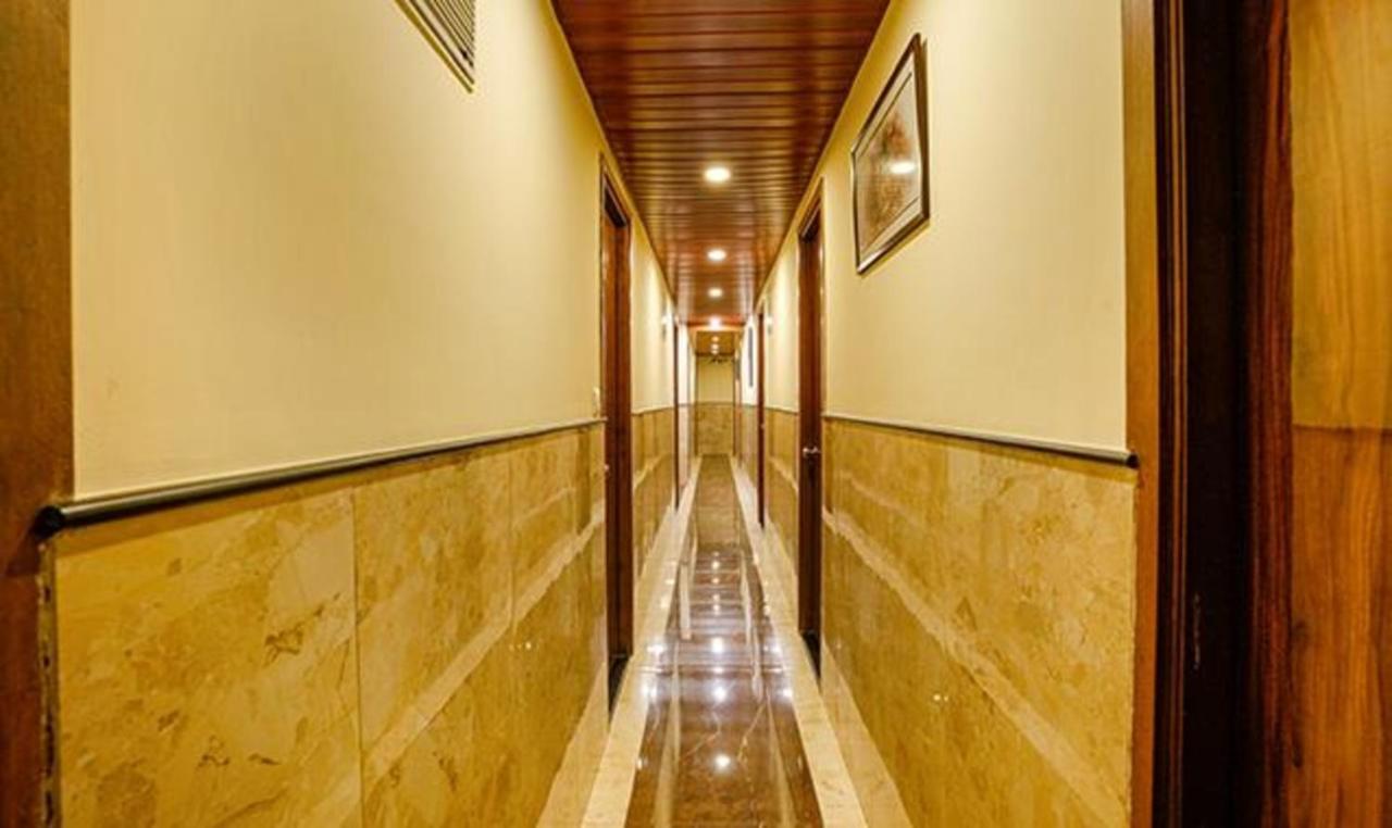 Hotel Fabexpress Royal Park I 3*