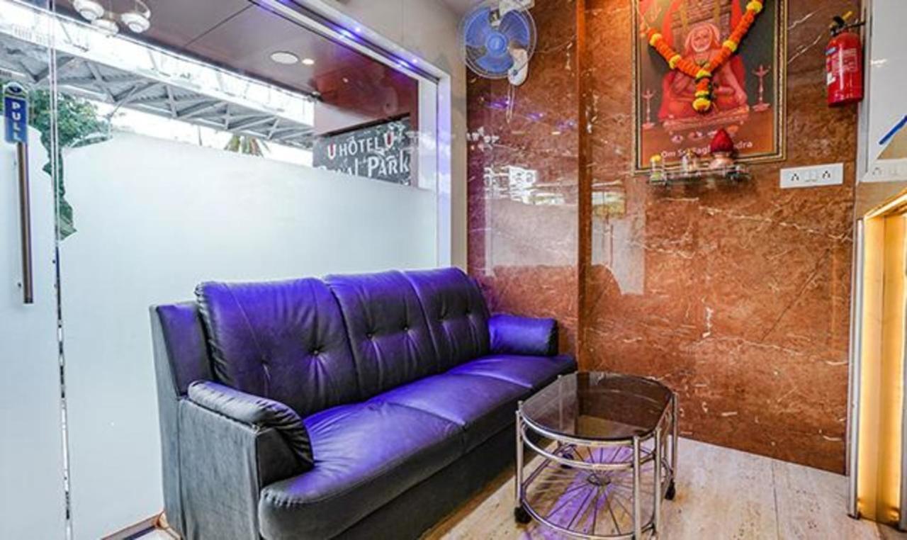 Hotel Fabexpress Royal Park I 3*