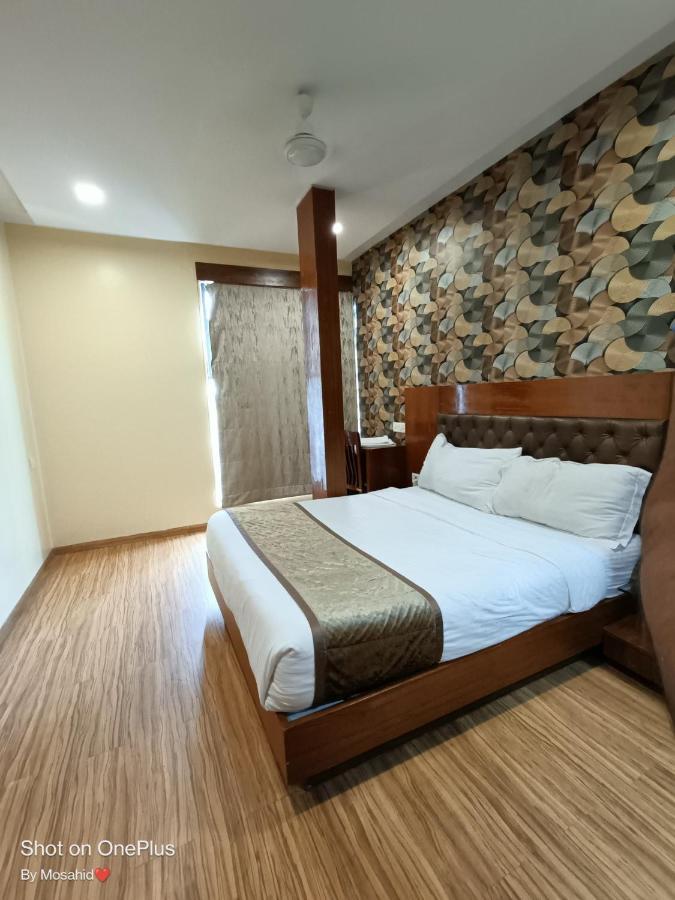 A Suites Hotel