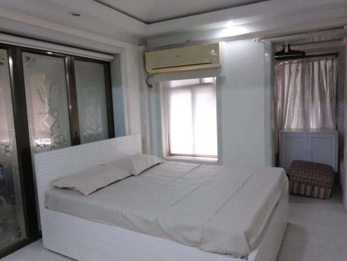 Apartment Luxurious 3bhk Bandra Mumbai