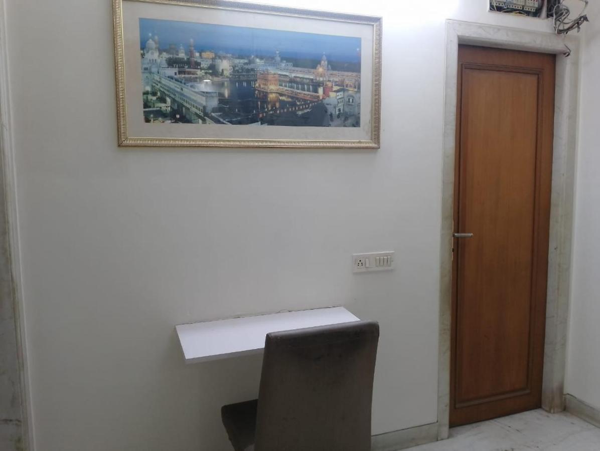 Luxurious 3bhk Bandra Apartment Mumbai