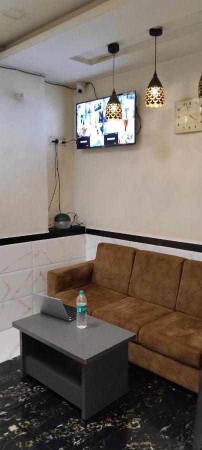 Hotel O Hansh Residency