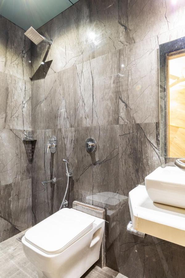 Hotel O Near International Airport 3*