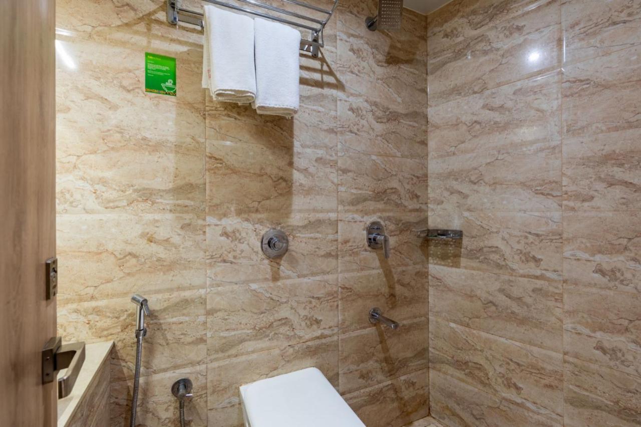 Lotus Grand Near International Airport Bed & Breakfast Mumbai