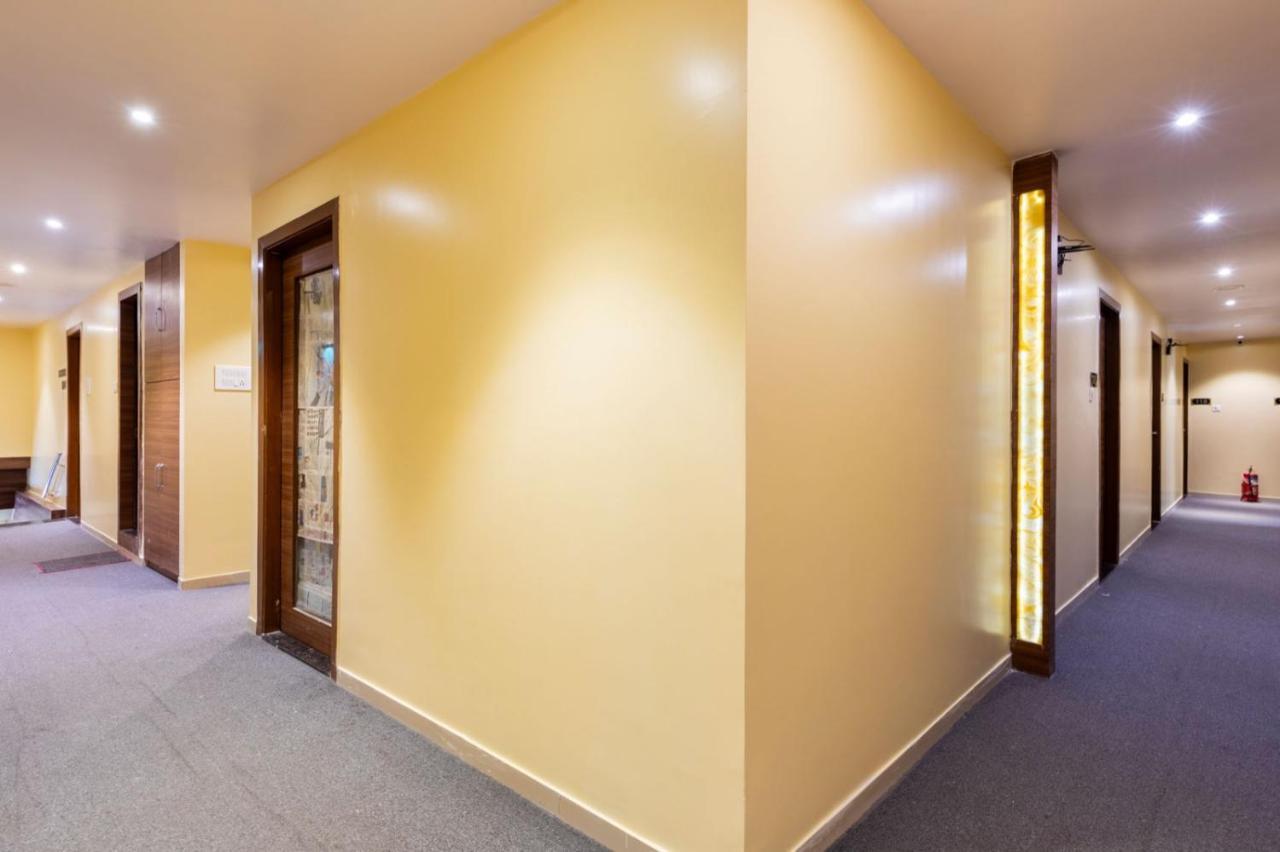 Lotus Grand Near International Airport Bed & Breakfast Mumbai