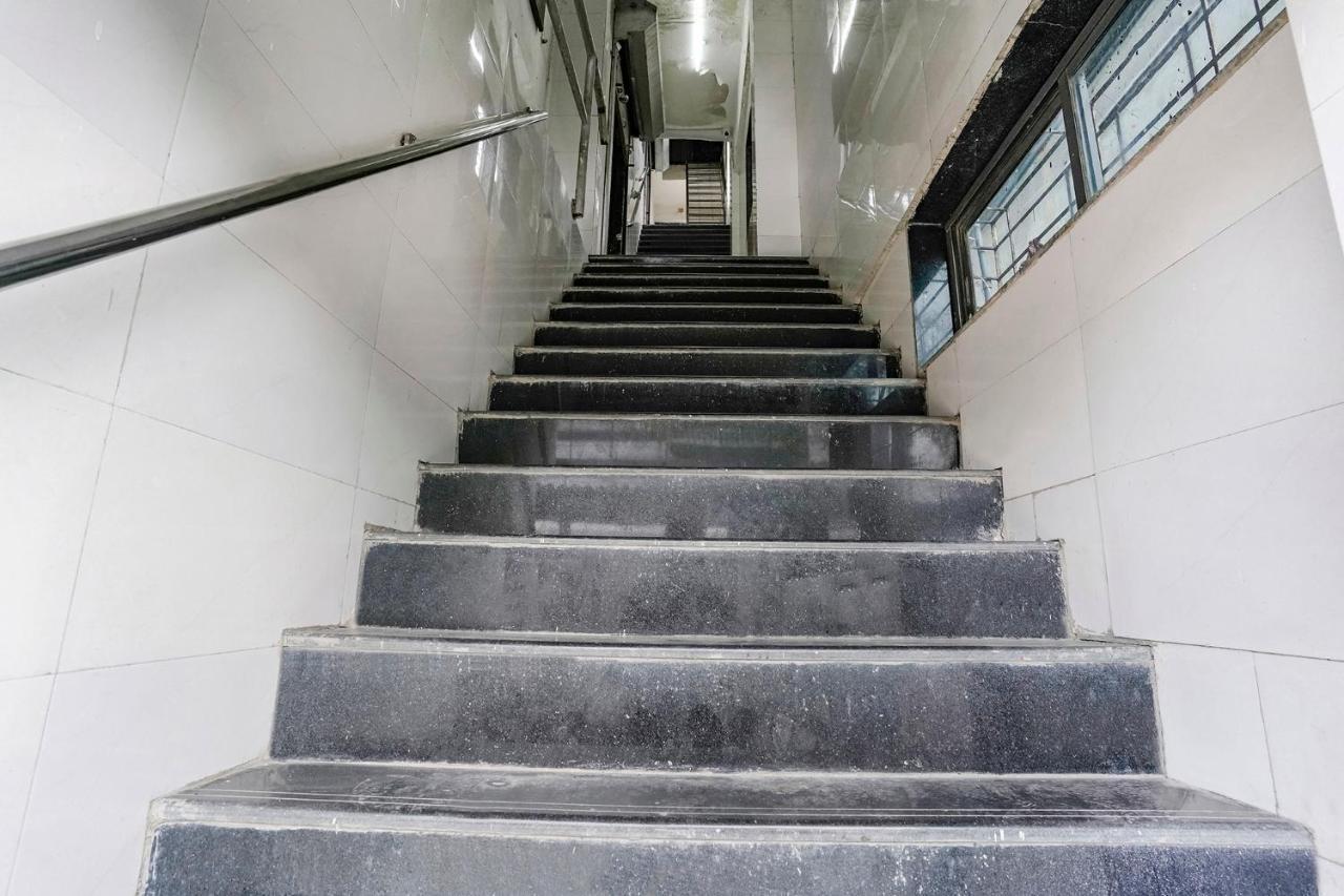 Hotel Fabhotel Antlers Mumbai