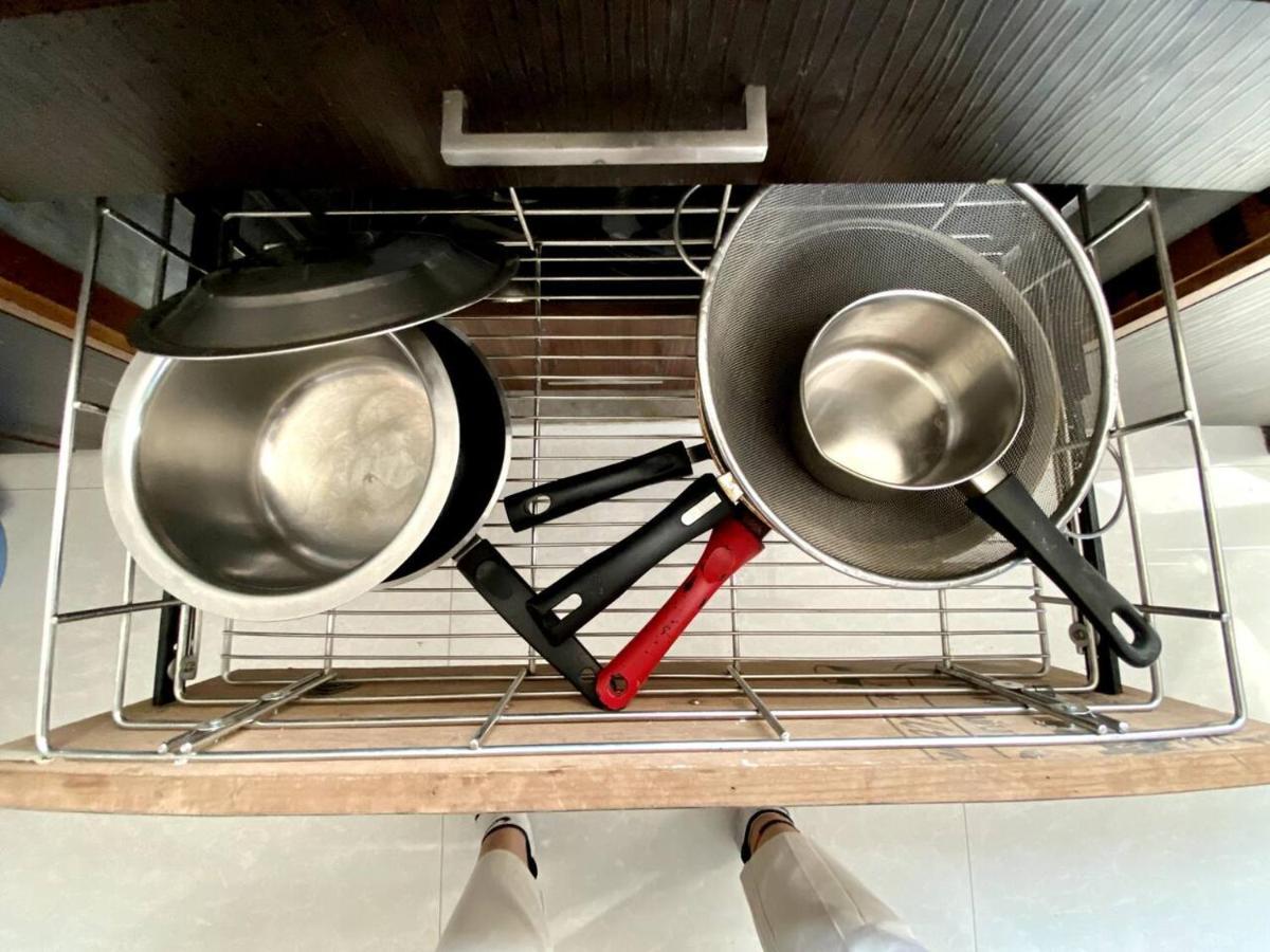 Apartamento Westside 2 Bhk With Balcony At Chaple Road Bandra West By Connekt Homes