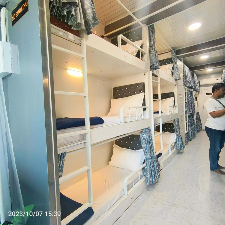 Albergue Marol Metro Bombaim
