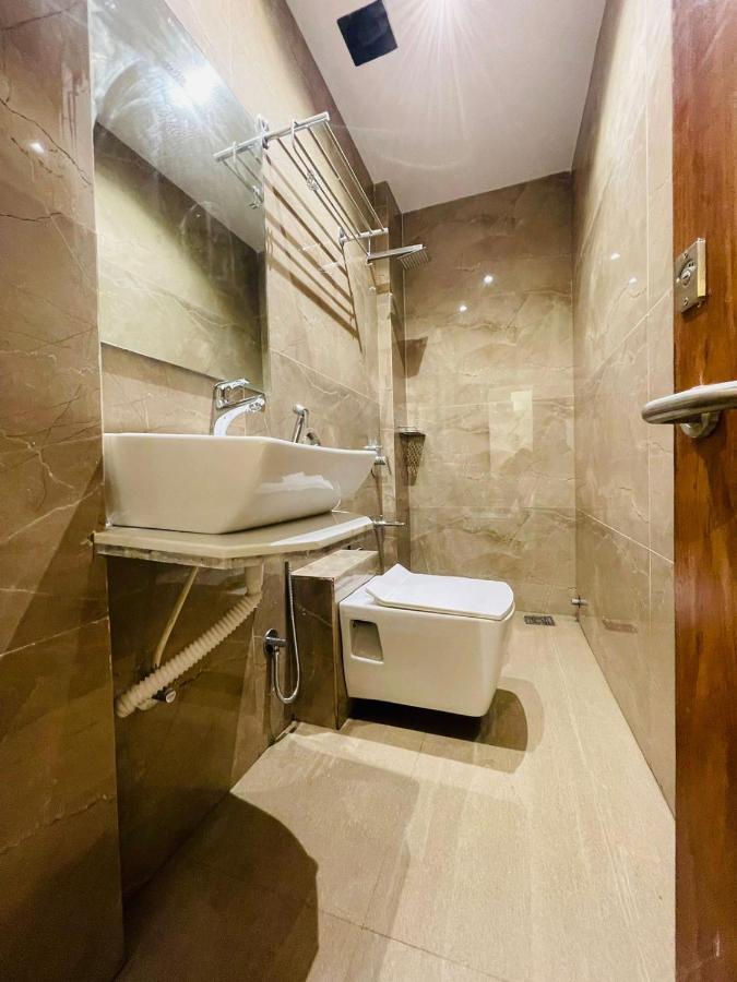 Black Burn Hotel Mumbai