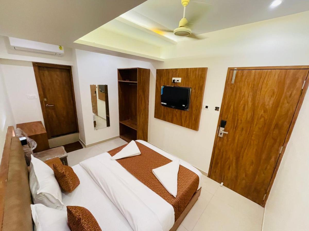 Black Burn Hotel 3*